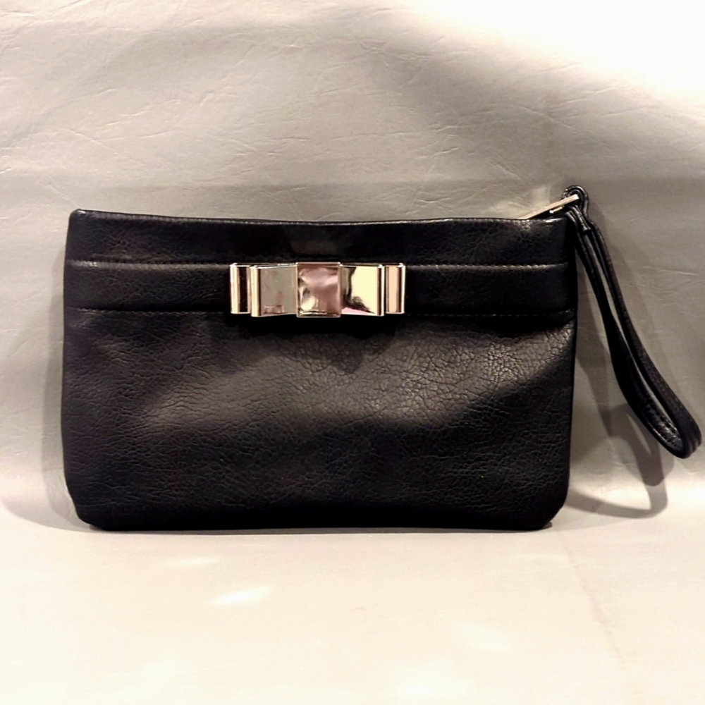 Ivanka Trump little black clutch